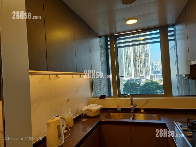 君临天下 租盘 2 房 751 平方尺