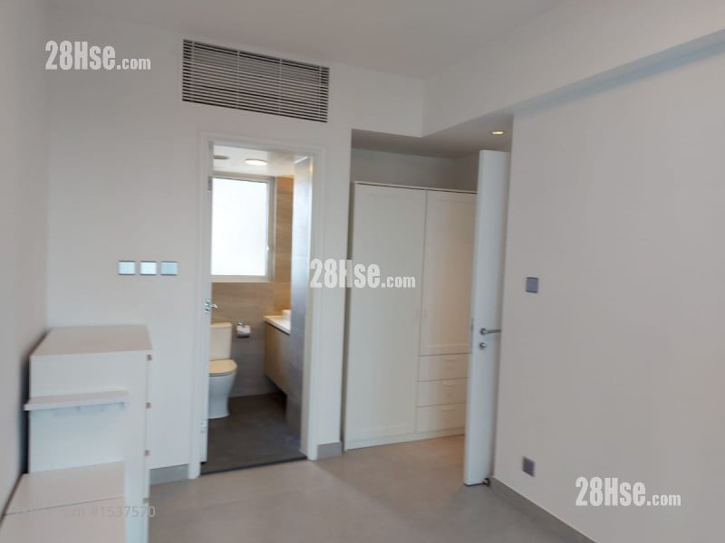 君临天下 租盘 2 房 751 平方尺