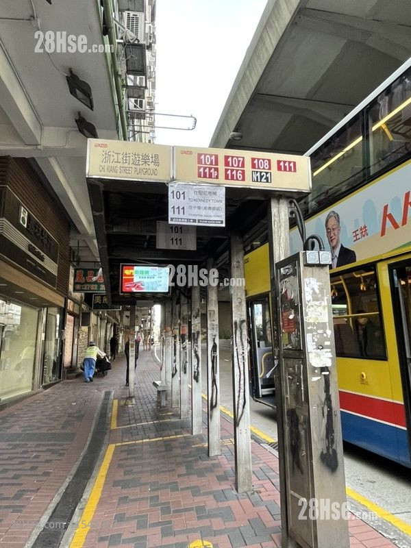 漆馬大廈 租盤 1 房 213 平方呎