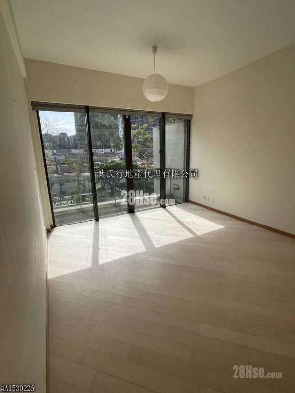 Avignon Sell 3 Bedrooms , 5+ Bathrooms 2,026 ft²