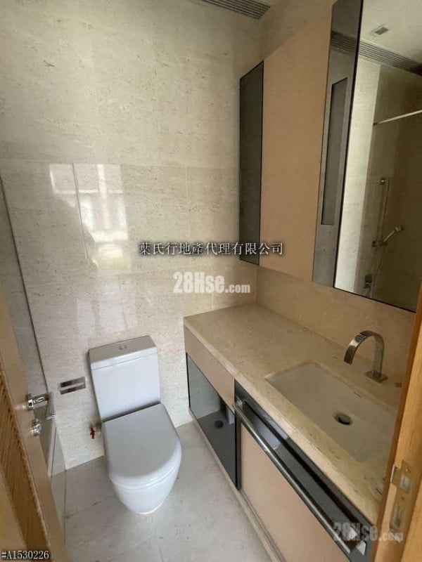 Avignon Sell 3 Bedrooms , 5+ Bathrooms 2,026 ft²