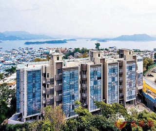 Masters of 112 million sweeps 3 units of Victoria Harbour Exchange I