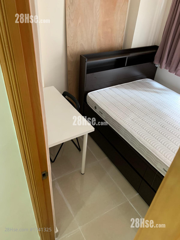 鴻業大廈 租盤 2 房 , 1 浴室 348 平方呎