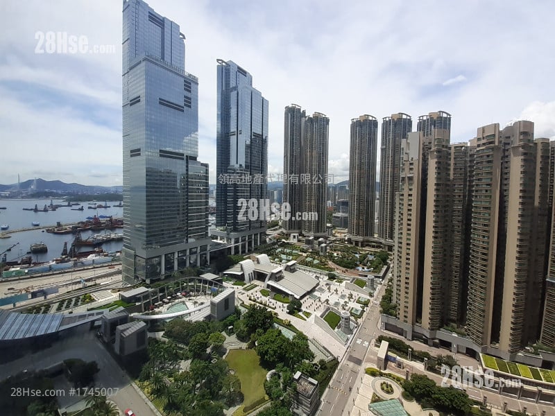 The Harbourside Sell 3 Bedrooms , 1 Bathroom 1,051 ft²