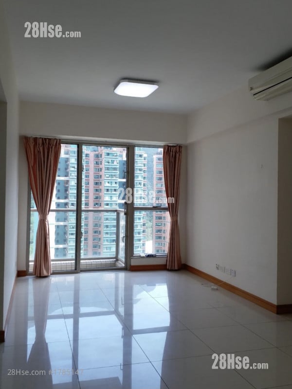 银湖天峰 租盘 3 房 , 2 浴室 700 平方尺