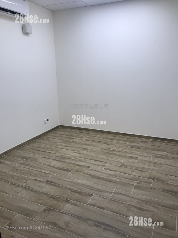 Roxy Industrial Centre Rental