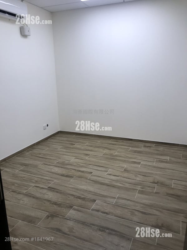 Roxy Industrial Centre Rental