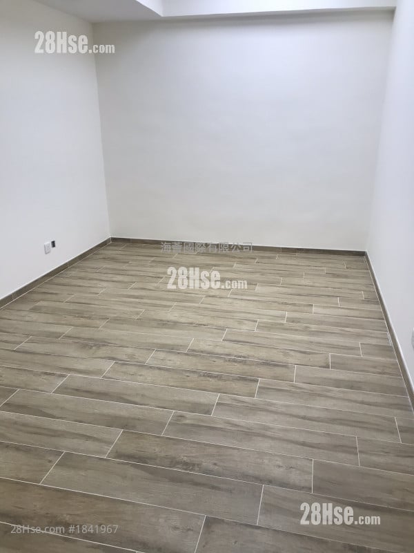 Roxy Industrial Centre Rental