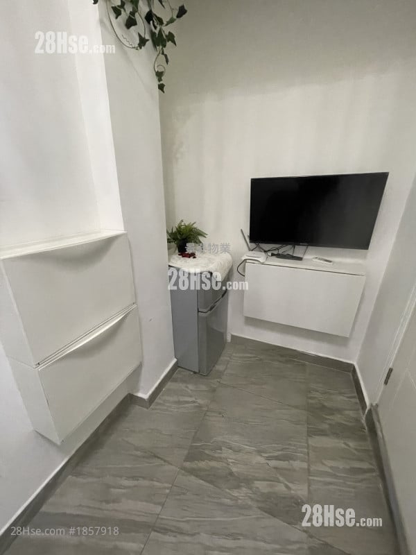 Hennessy Building Rental 1 Bedroom , 1 Bathroom 250 ft²