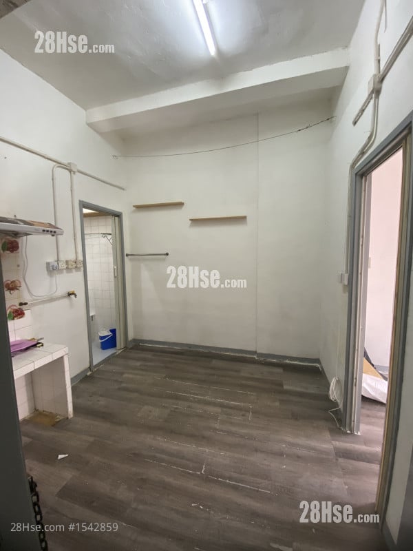 马8 租盘 1 房 160 平方尺