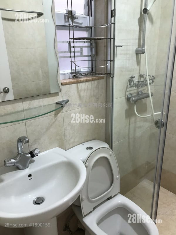 华晖大厦 售盘 2 房 , 1 浴室 308 平方尺