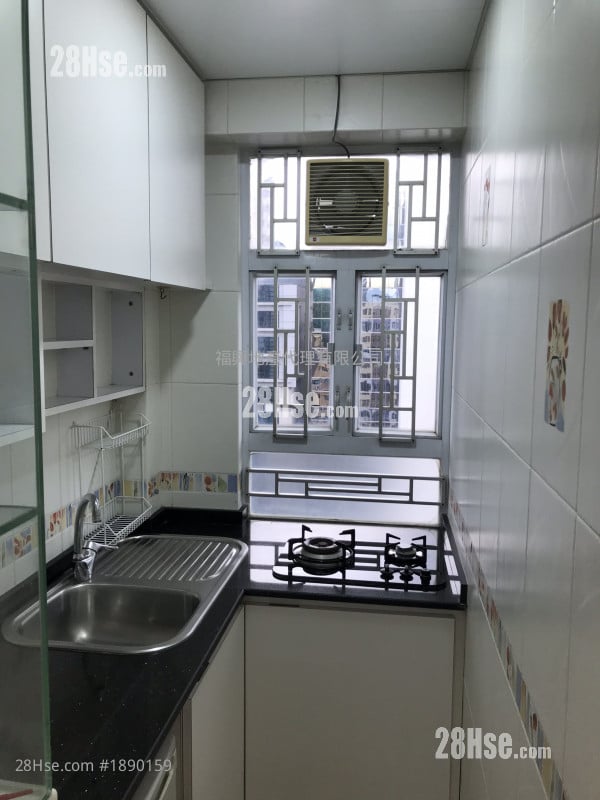 华晖大厦 售盘 2 房 , 1 浴室 308 平方尺