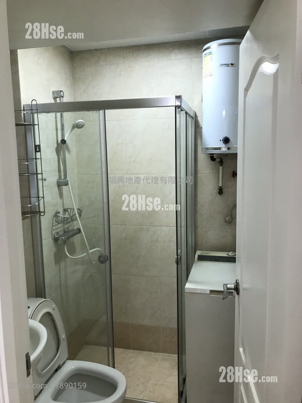 华晖大厦 售盘 2 房 , 1 浴室 308 平方尺