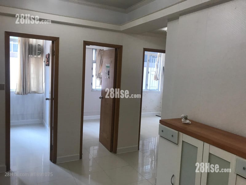 South Sea Apartments Sell 3 Bedrooms , 2 Bathrooms 525 ft²