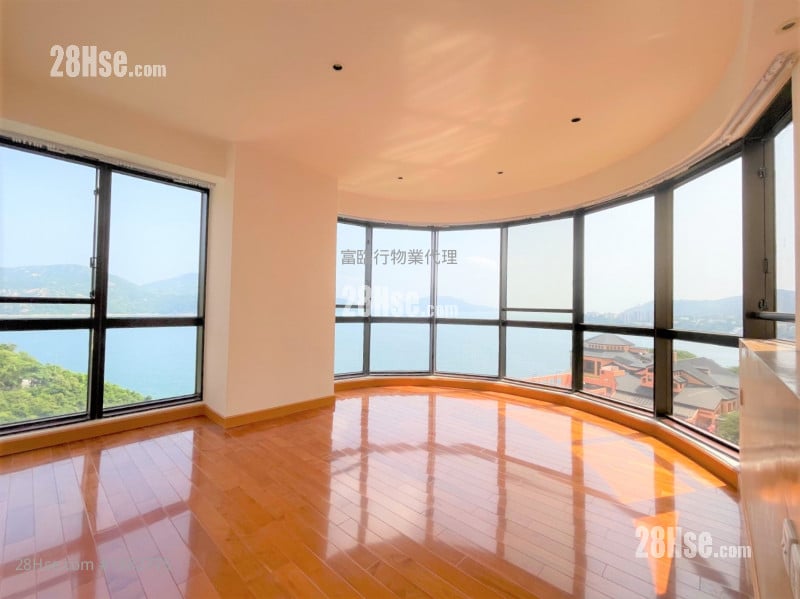 Pacific View Sell 1,397 ft²