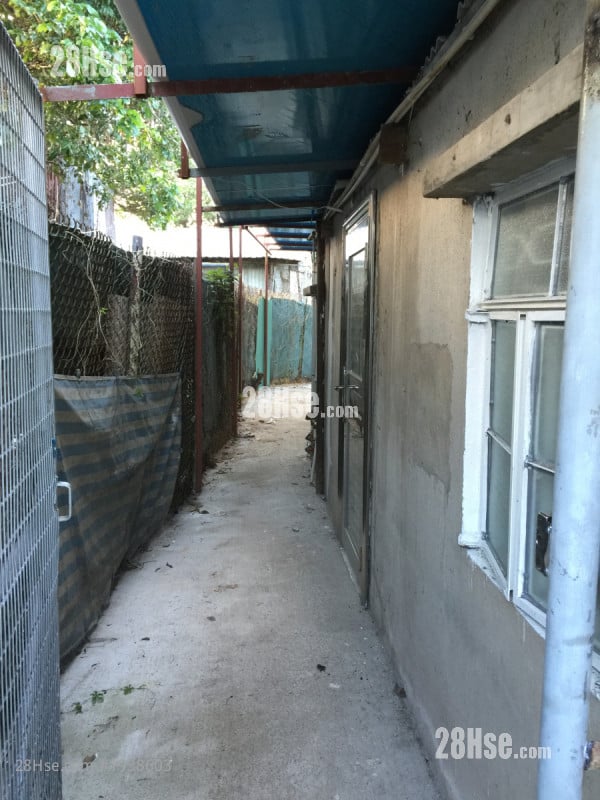 Village Rental Studio , 1 Bathroom 200 ft²