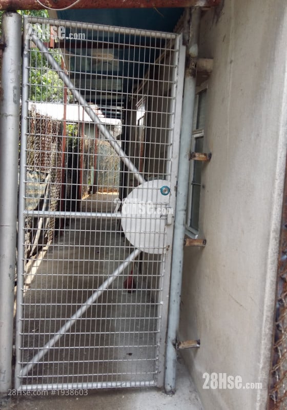 Village Rental Studio , 1 Bathroom 200 ft²