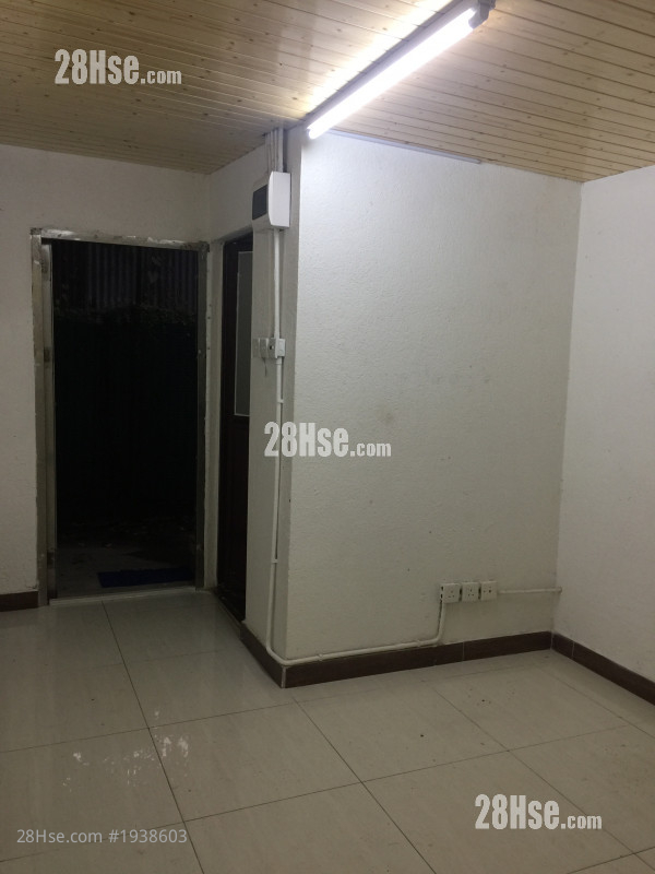 Village Rental Studio , 1 Bathroom 200 ft²