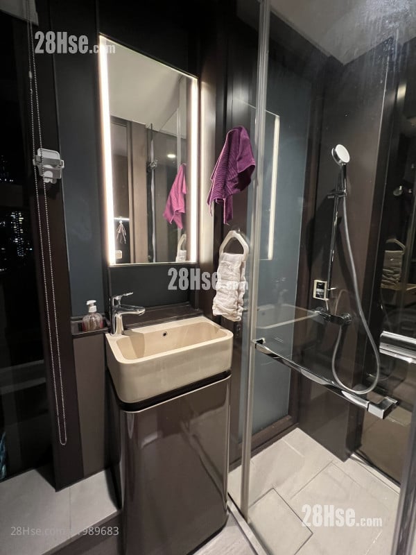 One Prestige Rental Studio , 1 Bathroom 198 ft²
