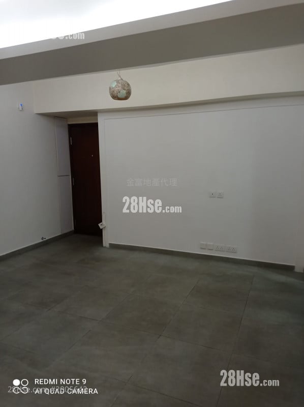 King's Way Mansion Sell 3 Bedrooms , 2 Bathrooms 620 ft²