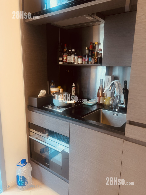 瑧蓺 租盘 开放式间隔 213 平方尺