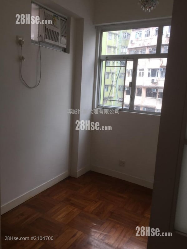 Rex Building Rental 2 Bedrooms , 1 Bathroom 244 ft²