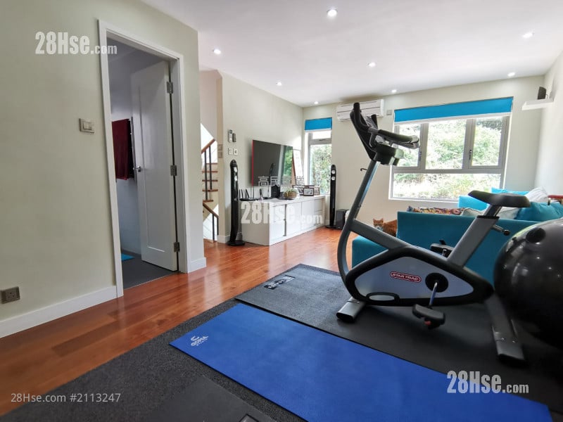 Yung Shue O Sell 5+ Bedrooms , 3 Bathrooms 2,100 ft²