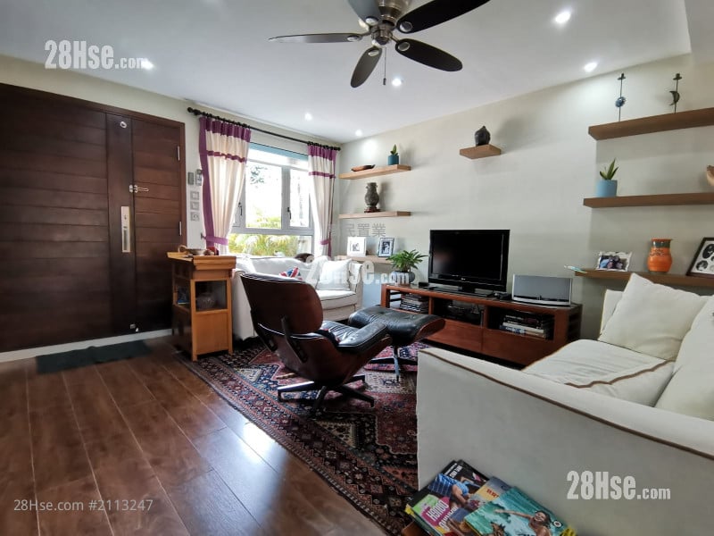 Yung Shue O Sell 5+ Bedrooms , 3 Bathrooms 2,100 ft²