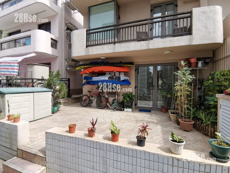 Yung Shue O Sell 5+ Bedrooms , 3 Bathrooms 2,100 ft²