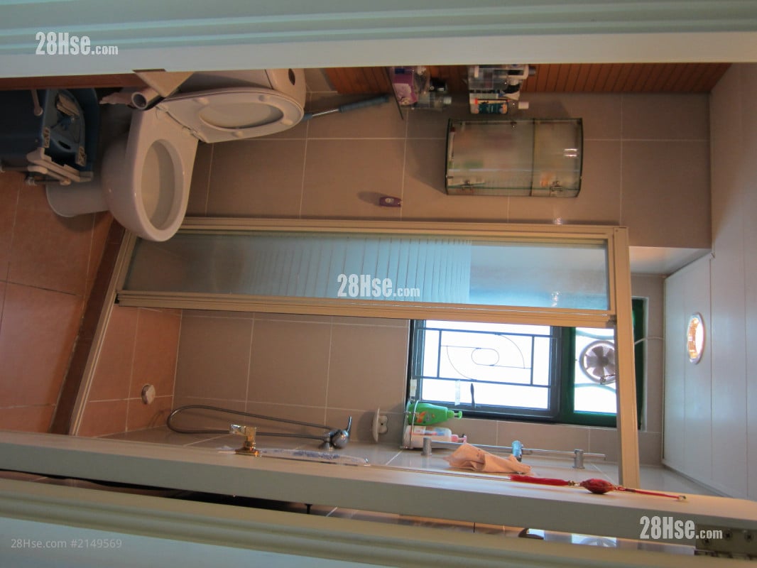 深湾畔 售盘 3 房 , 2 浴室 737 平方尺