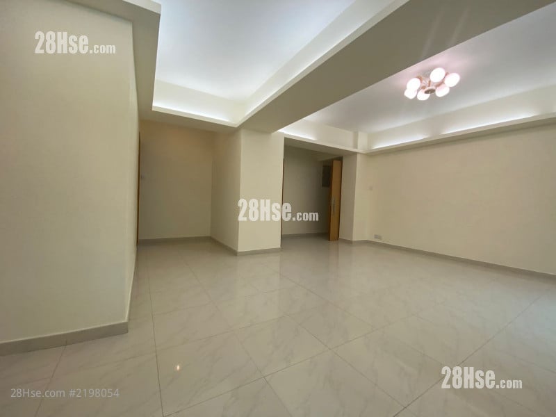 唐楼 租盘 3 浴室 1,115 平方尺