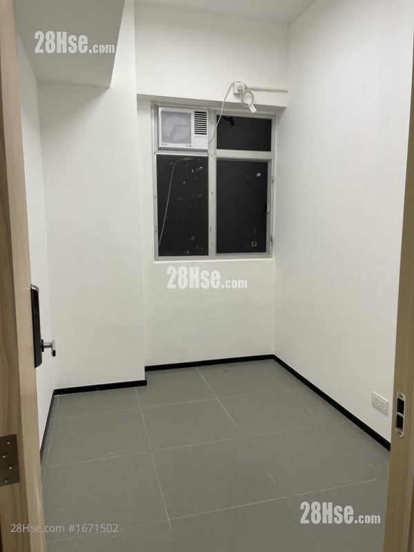 樂聲工業中心 租盤 200 平方呎