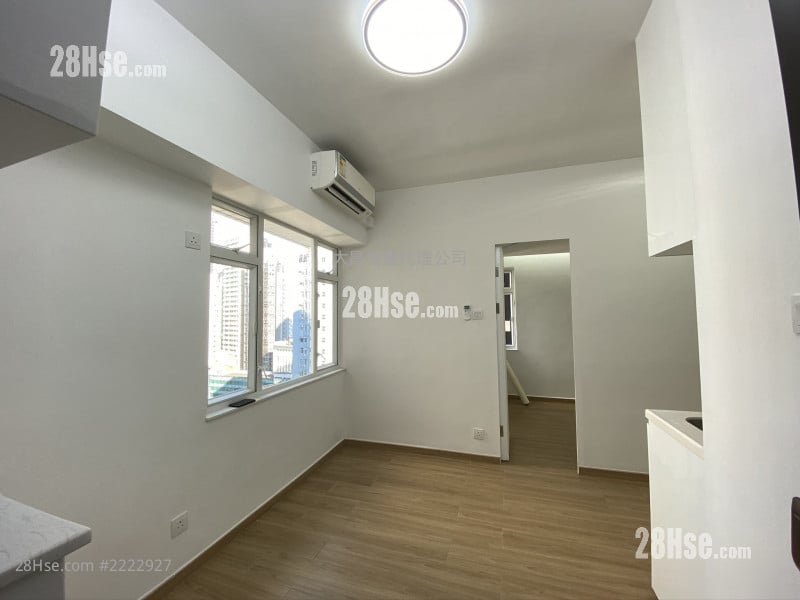 Viking Court Rental 1 Bedroom , 1 Bathroom 270 ft²