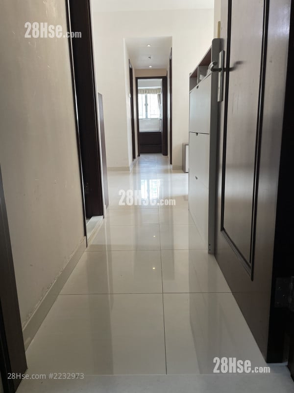 Hong Lai Garden Rental 3 Bedrooms , 1 Bathroom 550 ft²