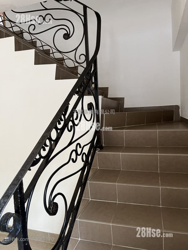 大蓝湖 租盘 4 房 , 3 浴室 1,200 平方尺