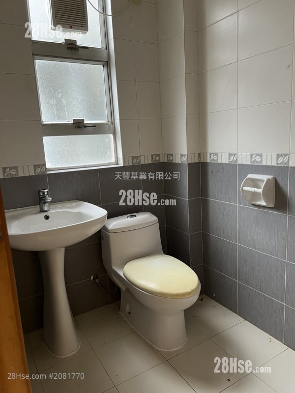 大蓝湖 租盘 4 房 , 3 浴室 1,200 平方尺