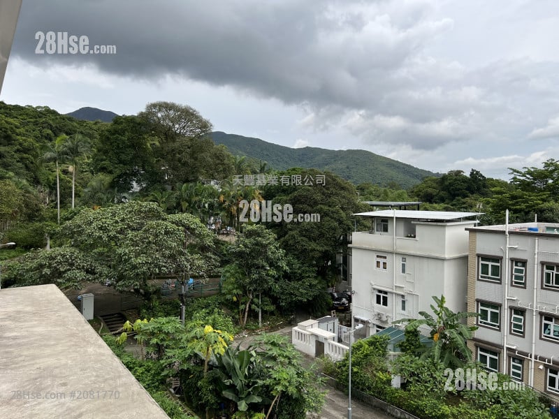 大蓝湖 租盘 4 房 , 3 浴室 1,200 平方尺