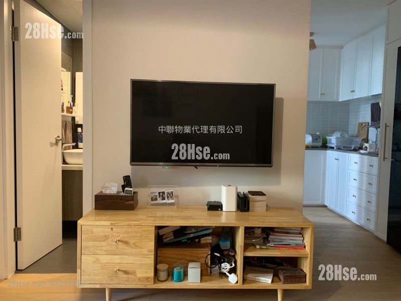 Kwong Lam Court Sell 2 Bedrooms , 1 Bathroom 384 ft²