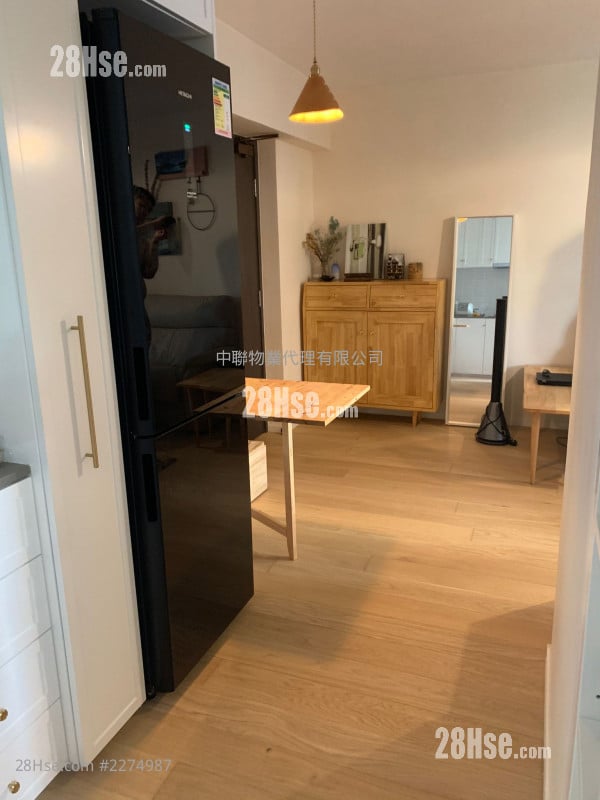 Kwong Lam Court Sell 2 Bedrooms , 1 Bathroom 384 ft²