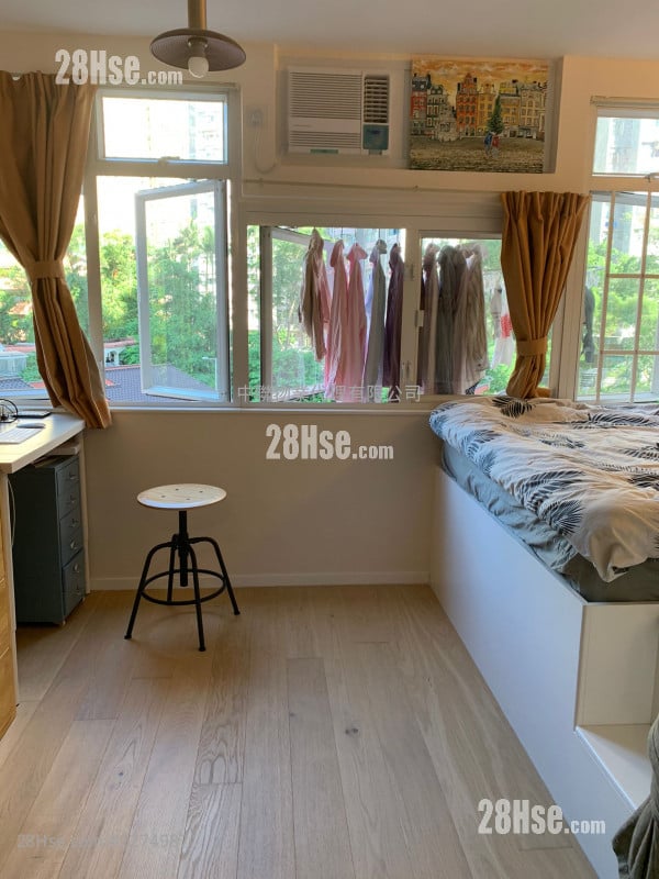 Kwong Lam Court Sell 2 Bedrooms , 1 Bathroom 384 ft²