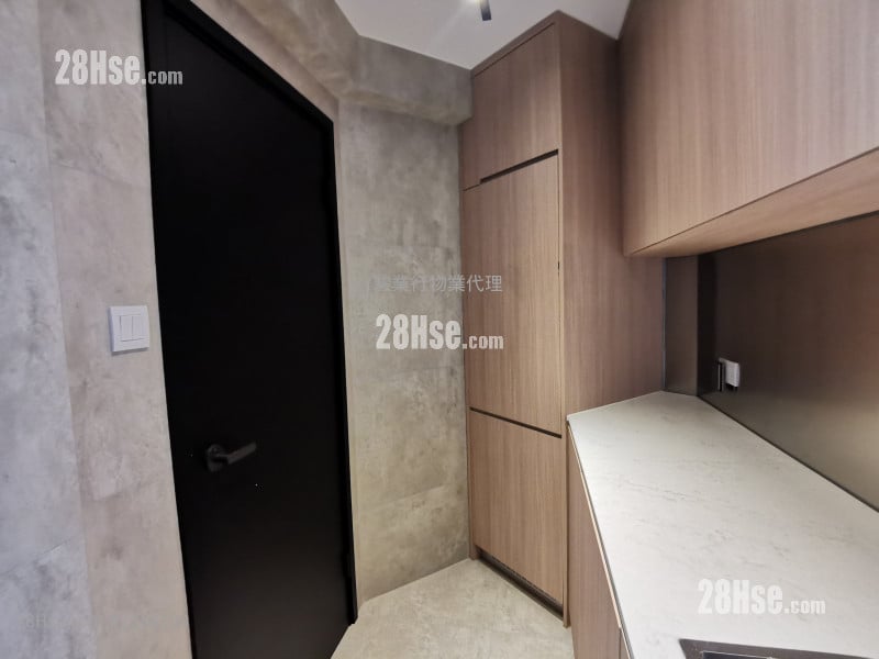 Heng Fa Chuen Rental 2 Bedrooms , 1 Bathroom 547 ft²