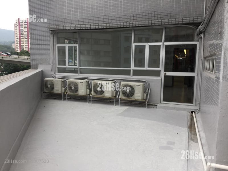 任合兴工业大厦 租盘 100 平方尺