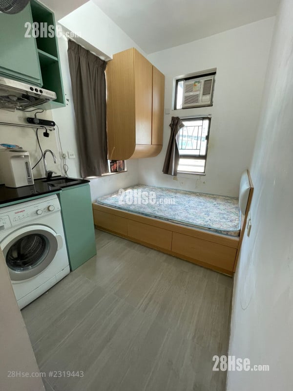 安信樓 租盤 130 平方呎