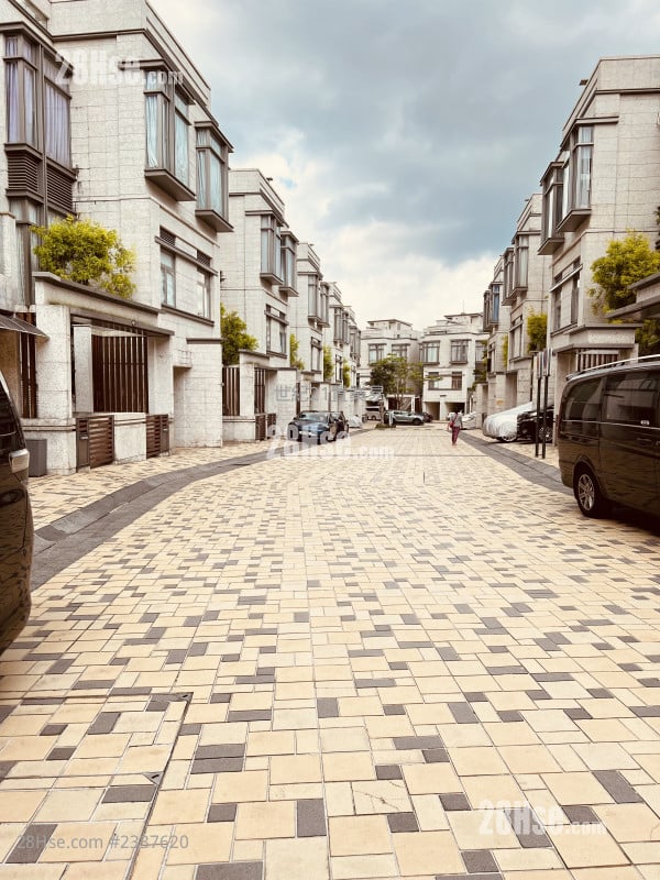 歌赋岭 租盘 1,942 平方尺