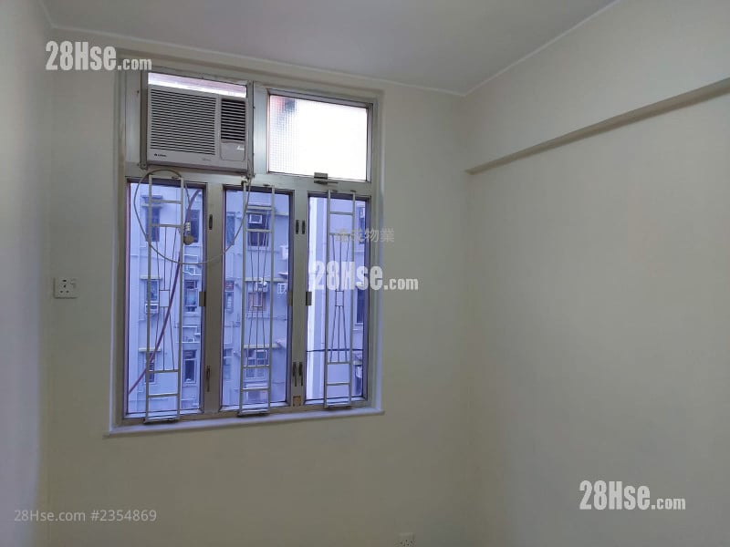 鸿辉大厦 售盘 2 房 , 1 浴室 335 平方尺