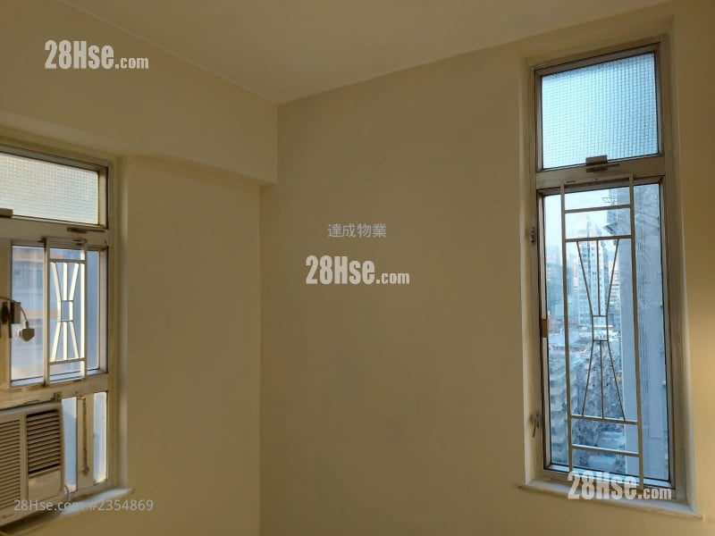 鸿辉大厦 售盘 2 房 , 1 浴室 335 平方尺