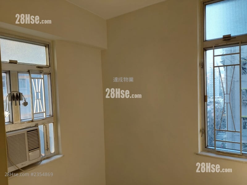 鸿辉大厦 售盘 2 房 , 1 浴室 335 平方尺