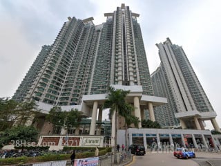 Tung Chung Crescent Building