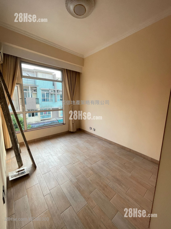 Royal Palms Rental 3 Bedrooms , 3 Bathrooms 1,705 ft²