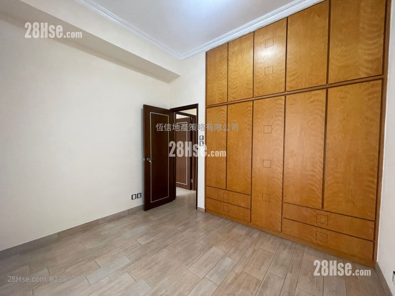 Royal Palms Rental 3 Bedrooms , 3 Bathrooms 1,705 ft²